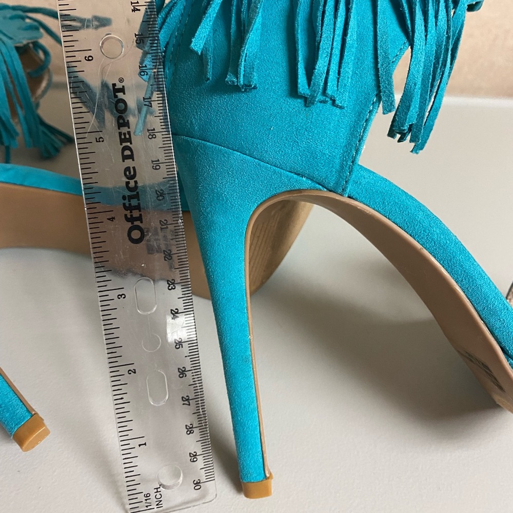 Blue heels - Picture 9 of 9